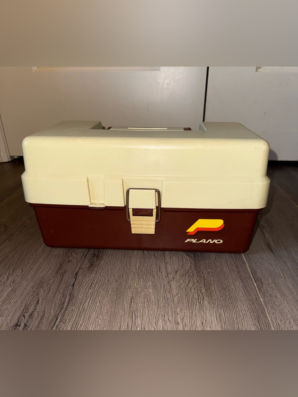Vintage Plano Molding Retro 2 Tray 2200 Tackle Box Two Tone Color Tan/Brown